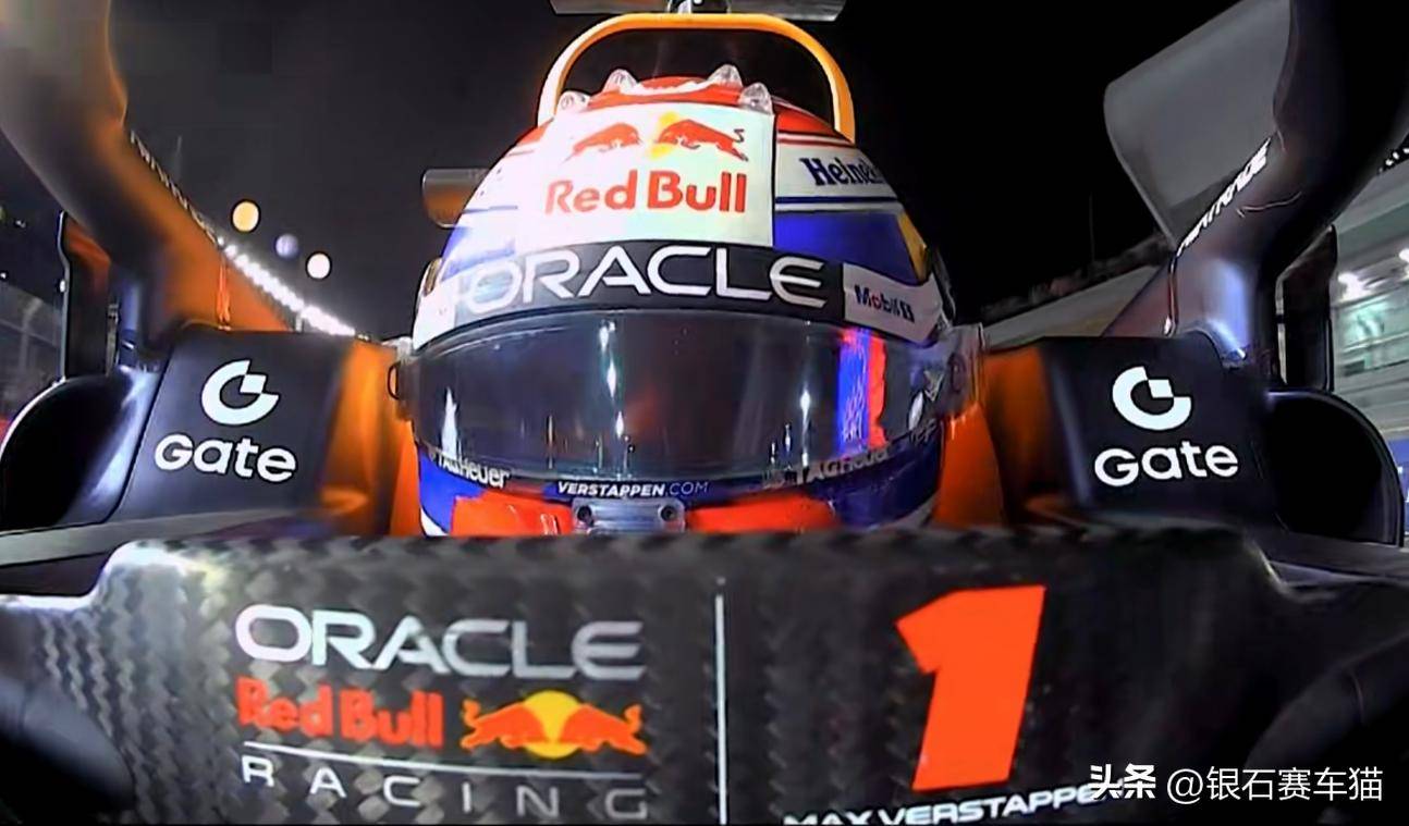 迈凯伦完胜雷诺车队,拉塞尔统治全场 迈凯伦完胜雷诺车队,拉塞尔统治全场