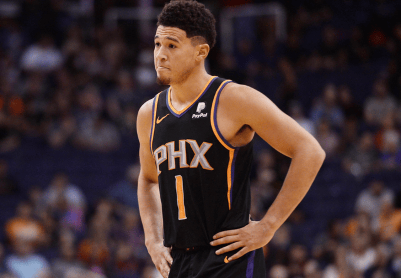 热火翻盘辽宁队，布克状态火热