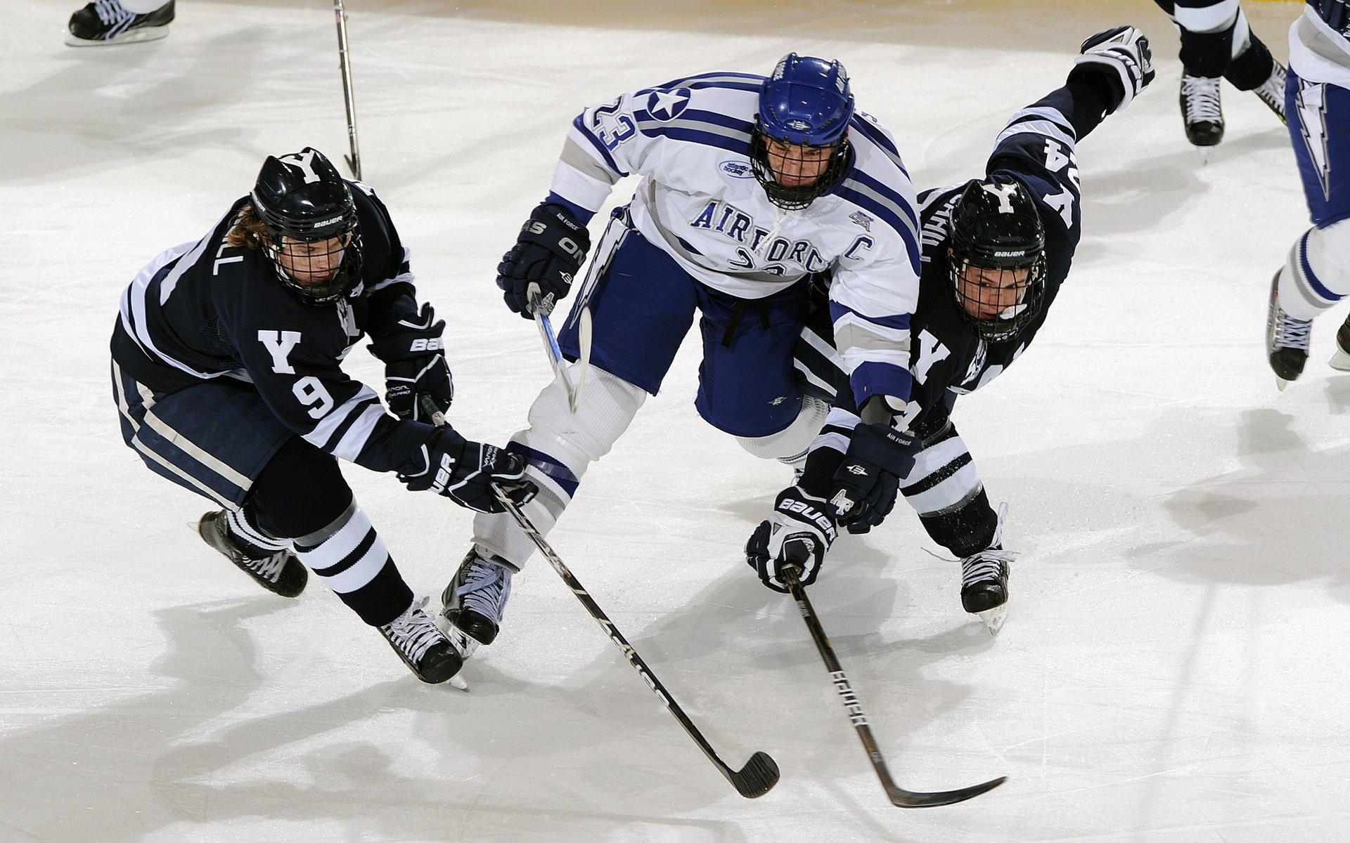 巴黎赛场见证历史性横扫，张继科状态如火山喷发，中国队完胜法国队